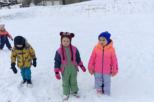 Zvířátka v zimě a hry na sněhu